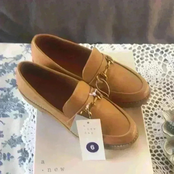 A New Day Loafer NWT Various - Picture 2 of 4